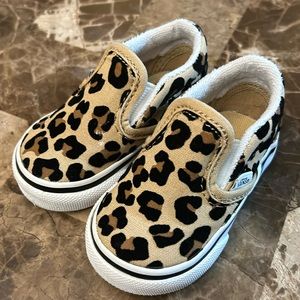 Kids cheetah print Van’s, gentle used